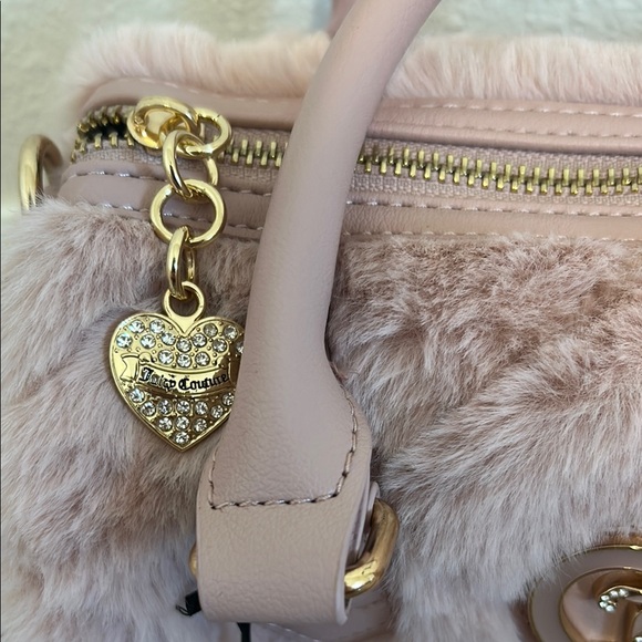 Pink Fur Handbag - Picture 3 of 6